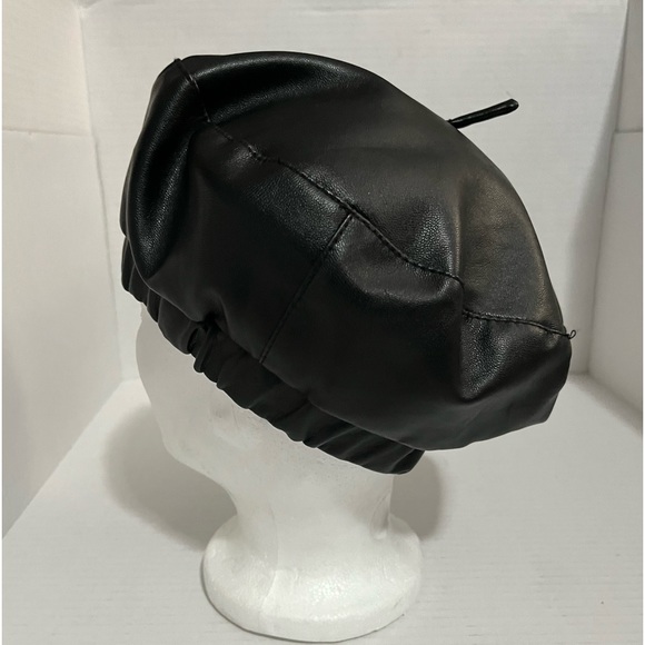 FAUX LEATHER BERET FROM ALDO - Picture 6 of 7